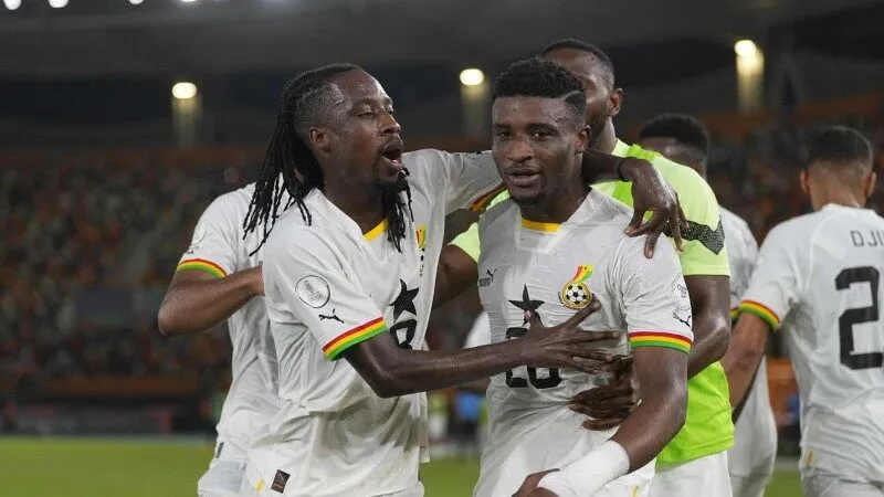 HLV Carlos Queiroz trông chờ kinh nghiệm Jordan Ayew
