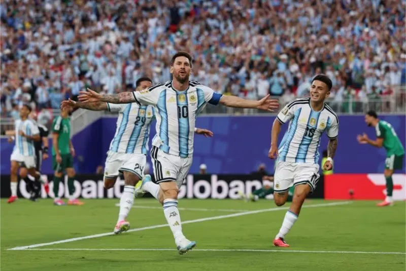 ĐT Argentina khẳng định sức mạnh ứng viên vô địch