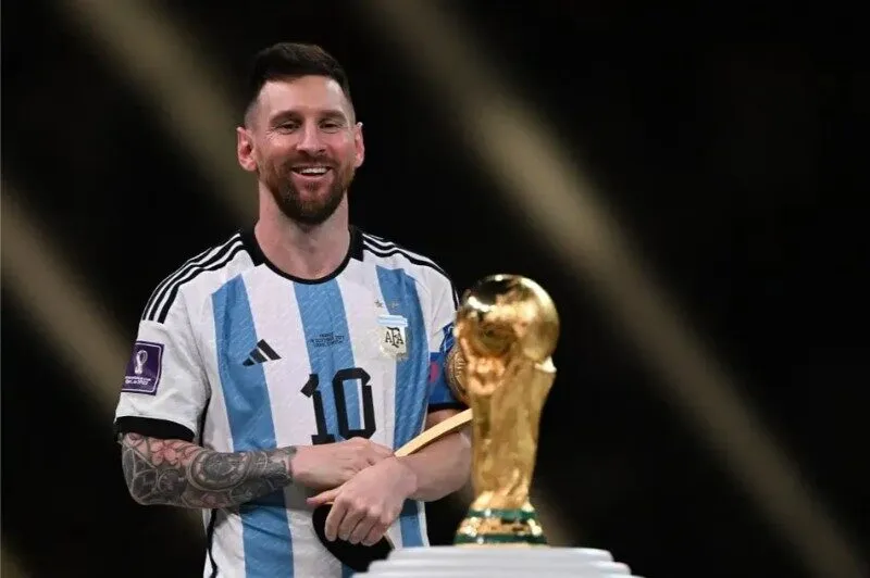 Pablo Zabaleta đặt niềm tin vào Lionel Messi